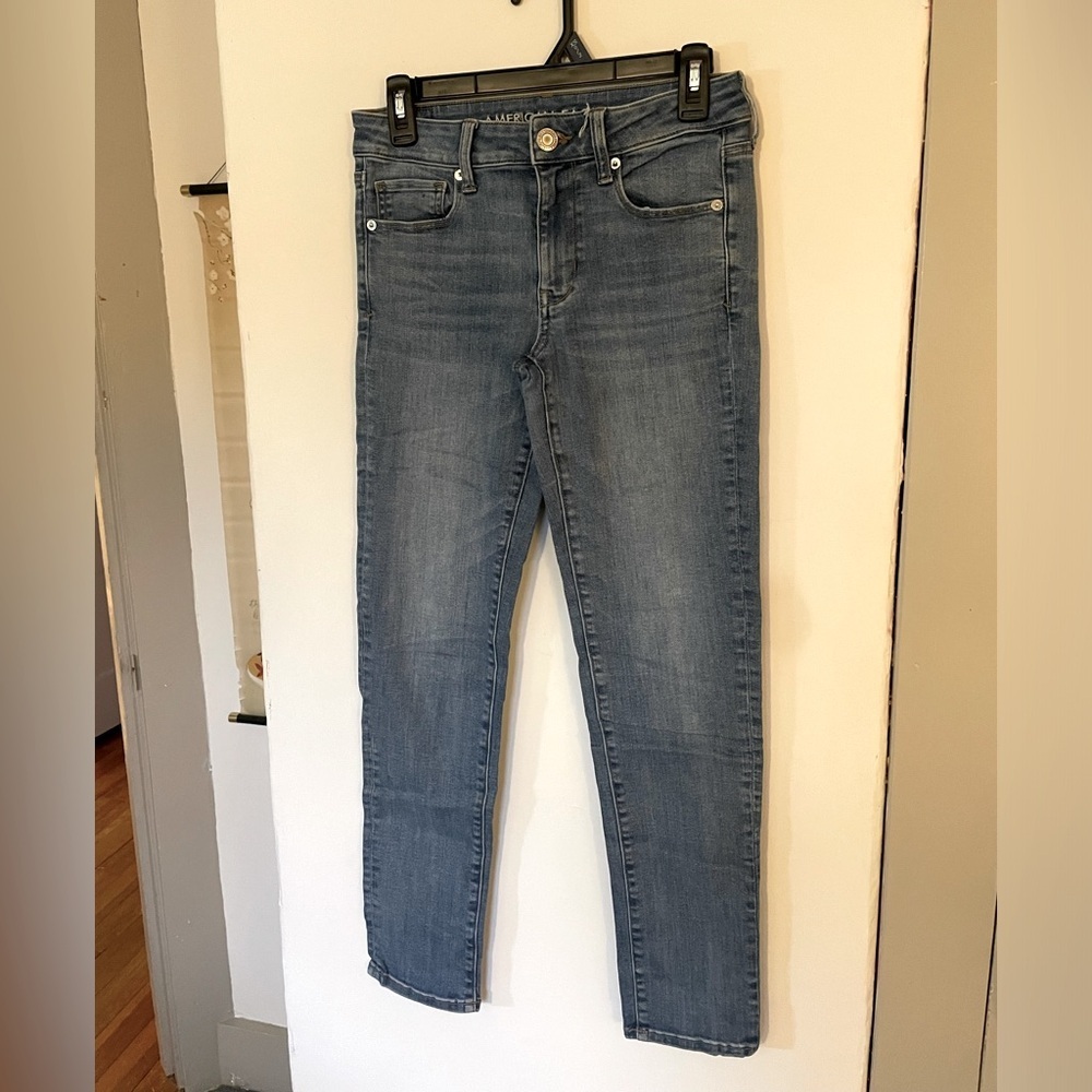 American Eagle Women’s Size 6 Denim Jeans Boyfriend Fit Like New Casual Comfy - Picture 2 of 5